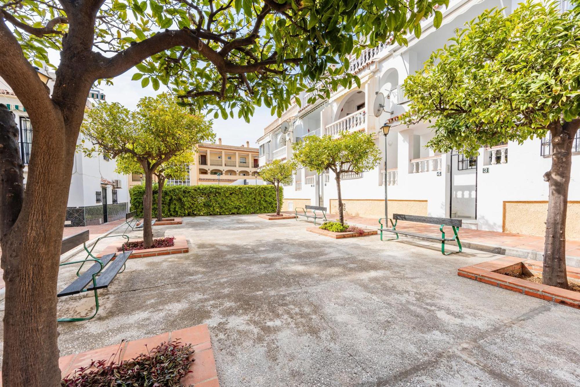 Апартаменты Nerja Centro, Playa Carabeo Экстерьер фото